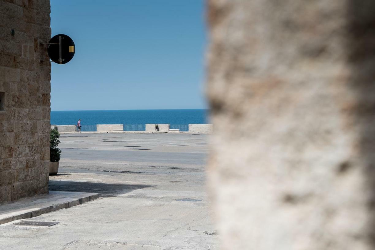 Lore Polignano a Mare Bagian luar foto